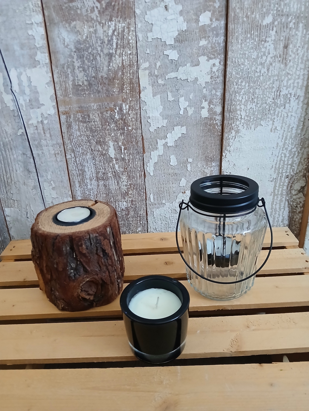(2/20$)Home Accents Black and Clear/ Wooden Decorative Candle Set